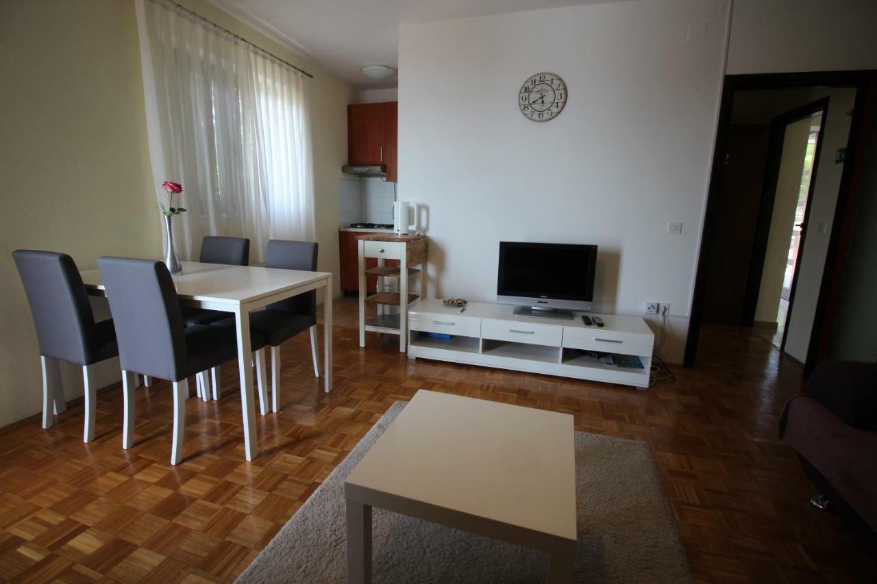 Apartments Nikola Novi Vinodolski Εξωτερικό φωτογραφία